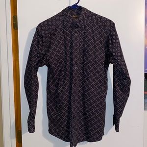 Men’s Ariat shirt